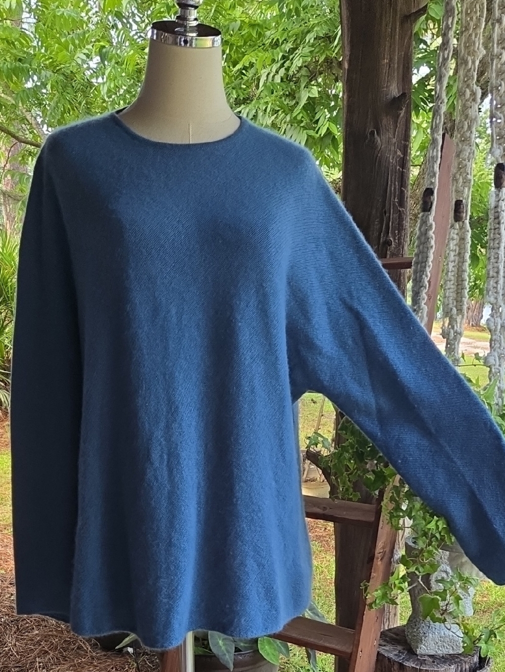 Slate Blue 100% Cashmere Sweater Size Extra Large